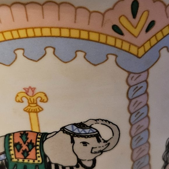 carousel porcelain teapot by j.s.n.y. Taiwan pastel colors w/lion elephant&horse - Picture 5 of 9